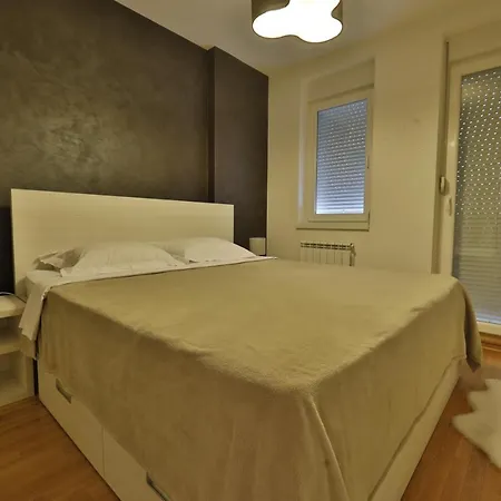 A Blok - One Bedroom *